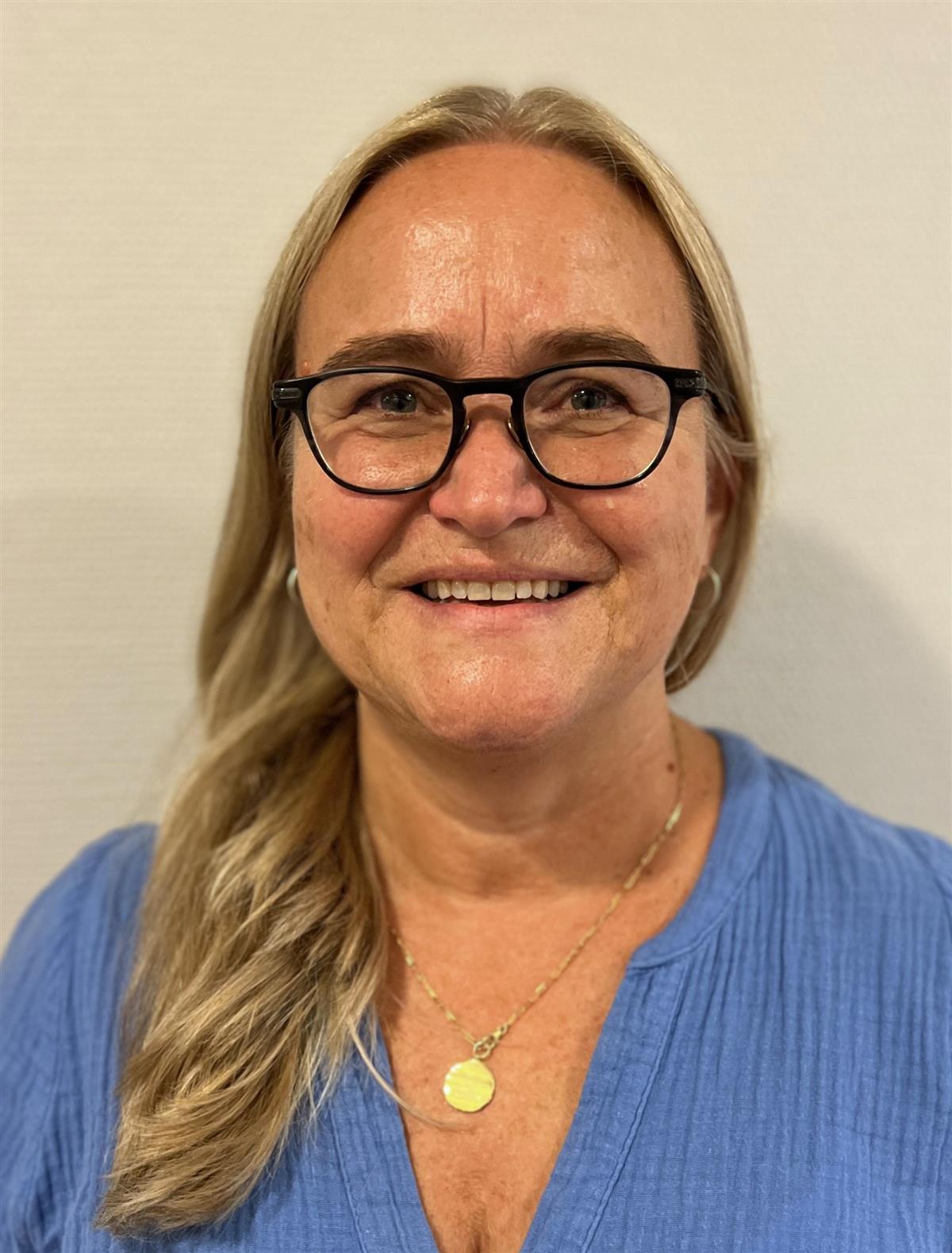 Portrett av kvinne - Klikk for stort bilde