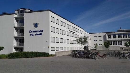 Lenke til artikkel: Informasjon om de siste skoleukene på Drammen videregående skole 