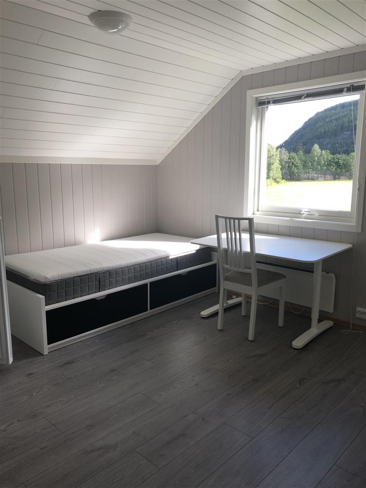 Rom internat - Klikk for stort bilde
